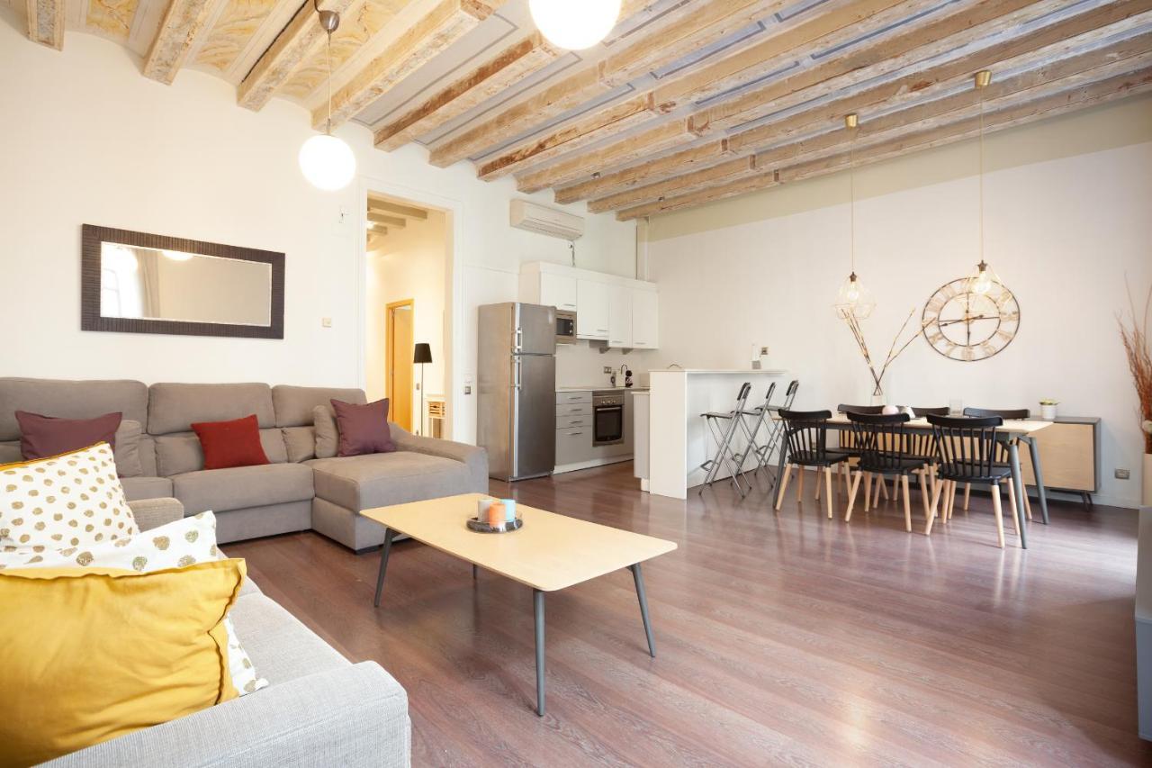 Rent Top Apartments Near Plaza De Catalunya برشلونة المظهر الخارجي الصورة