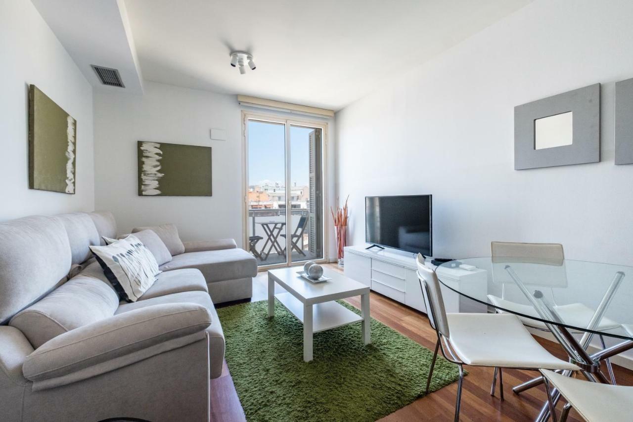 Rent Top Apartments Near Plaza De Catalunya برشلونة المظهر الخارجي الصورة